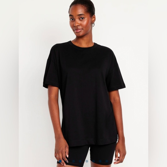 Old Navy Tops - 🆕 Old Navy Women's Oversized EveryWear Tunic T-Shirt Short Sleeve Black S 4-6